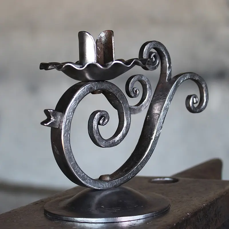 Snirklig ljusstake